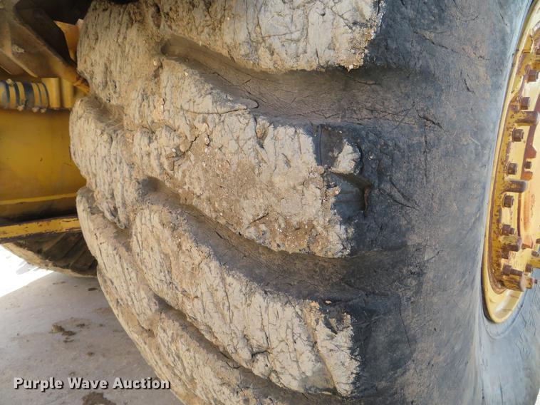 image for item DG3758 1989 Caterpillar 631E conventional scraper