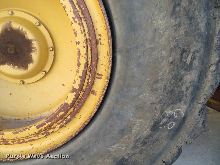 image for item DG3758 1989 Caterpillar 631E conventional scraper