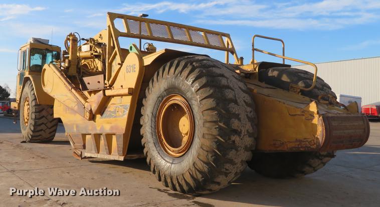 image for item DG3759 1988 Caterpillar 631E conventional scraper