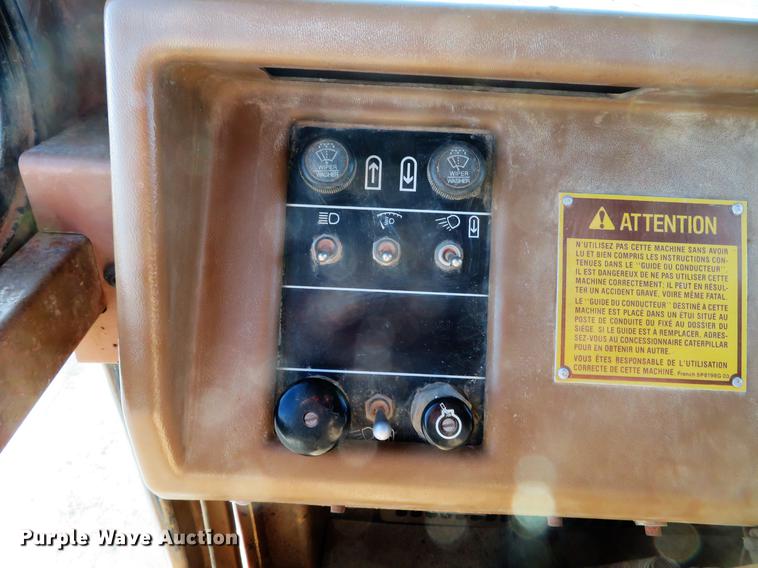 image for item DG3759 1988 Caterpillar 631E conventional scraper