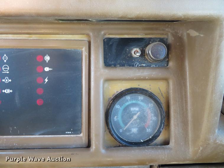 image for item DG3759 1988 Caterpillar 631E conventional scraper