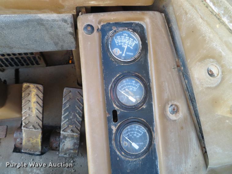 image for item DG3759 1988 Caterpillar 631E conventional scraper