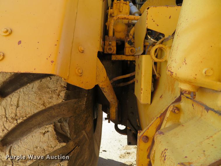 image for item DG3759 1988 Caterpillar 631E conventional scraper