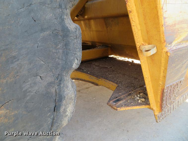 image for item DG3759 1988 Caterpillar 631E conventional scraper