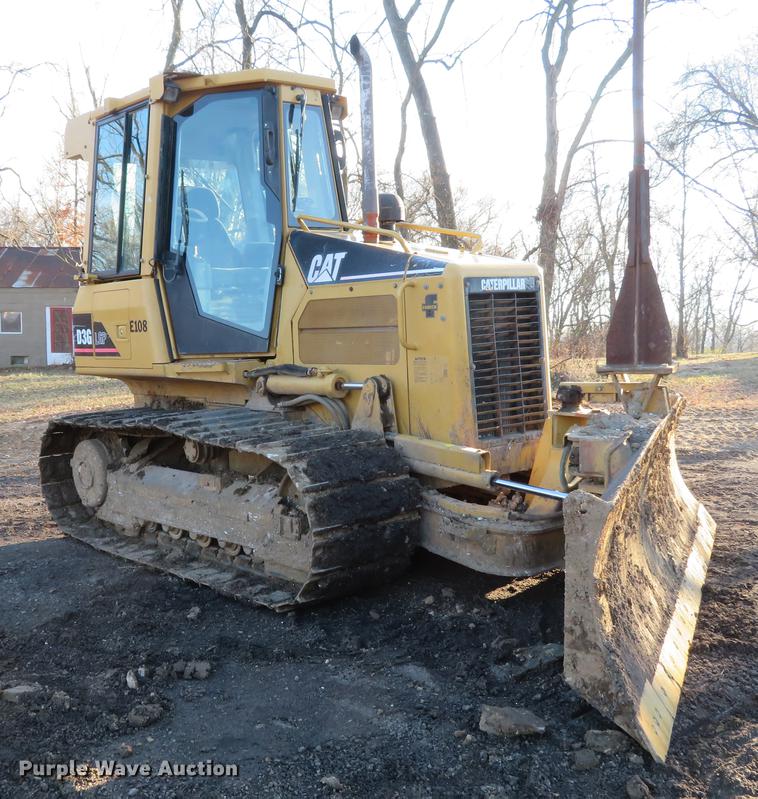 image for item DG3767 2005 Caterpillar D3G LGP dozer