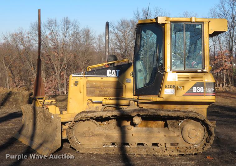 image for item DG3767 2005 Caterpillar D3G LGP dozer