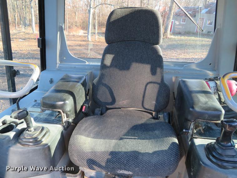 image for item DG3767 2005 Caterpillar D3G LGP dozer