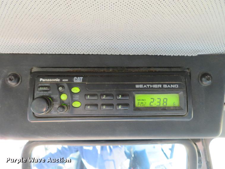 image for item DG3767 2005 Caterpillar D3G LGP dozer