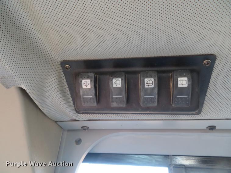 image for item DG3767 2005 Caterpillar D3G LGP dozer