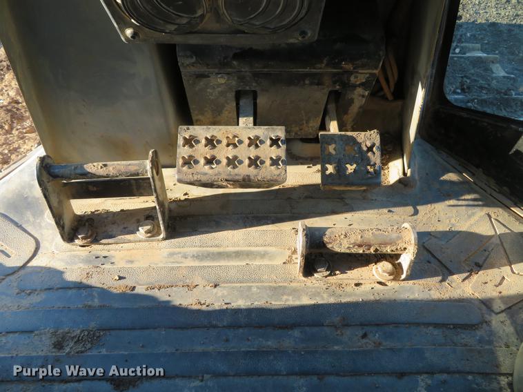 image for item DG3767 2005 Caterpillar D3G LGP dozer