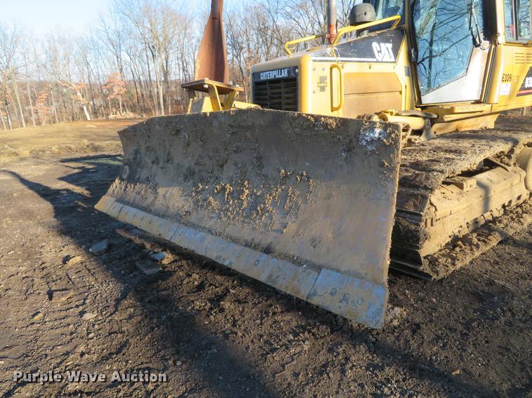 image for item DG3767 2005 Caterpillar D3G LGP dozer