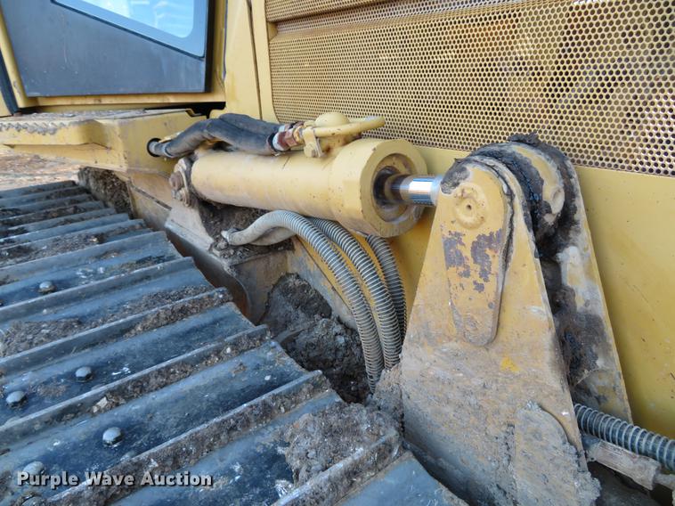 image for item DG3767 2005 Caterpillar D3G LGP dozer