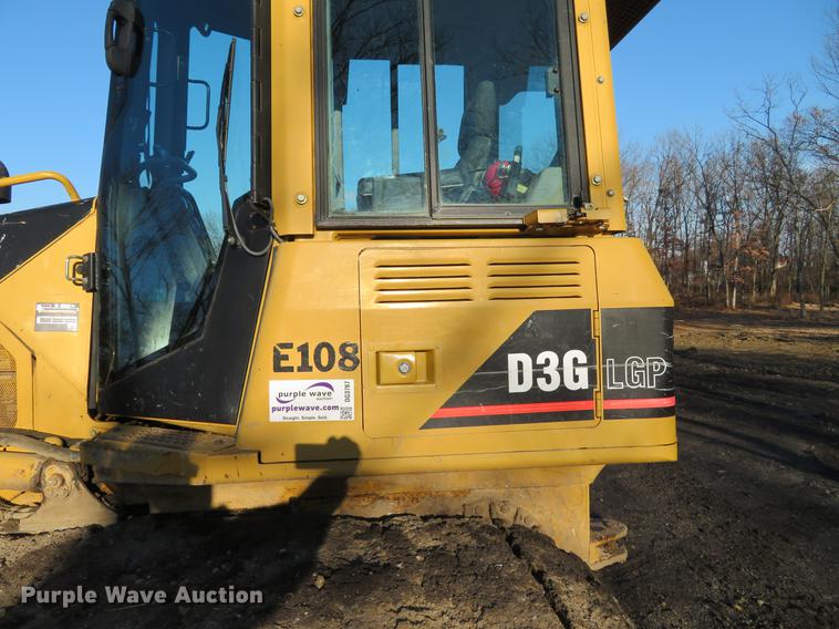 image for item DG3767 2005 Caterpillar D3G LGP dozer