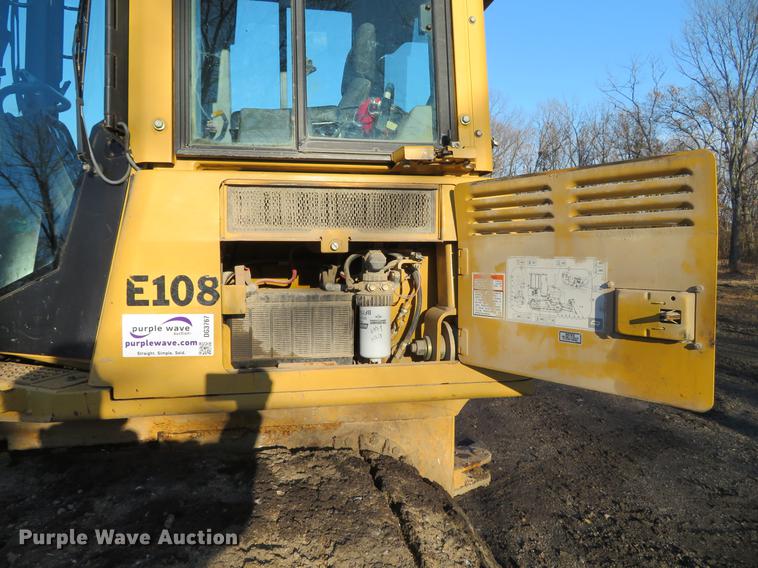 image for item DG3767 2005 Caterpillar D3G LGP dozer