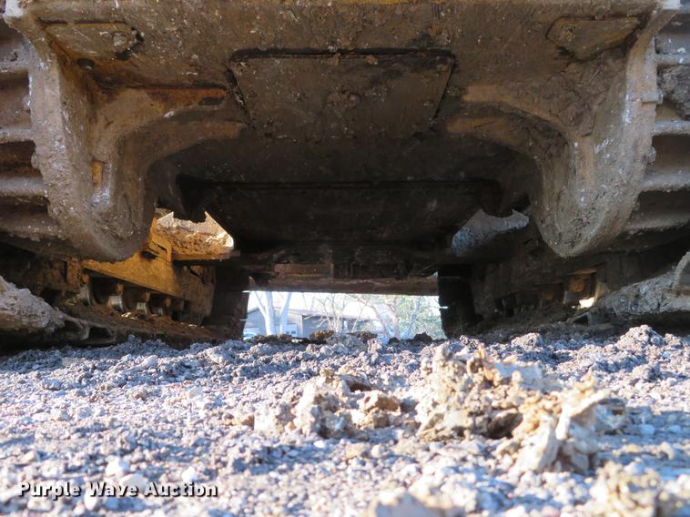 image for item DG3767 2005 Caterpillar D3G LGP dozer