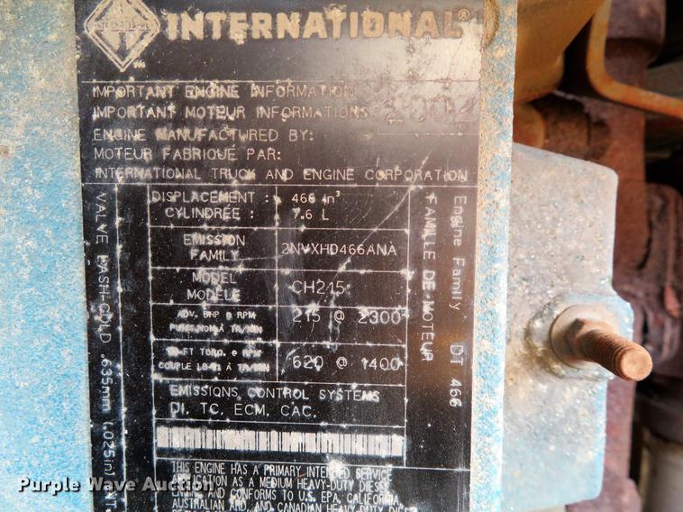 image for item DG3776 2002 International 4900 Crew Cab dump truck