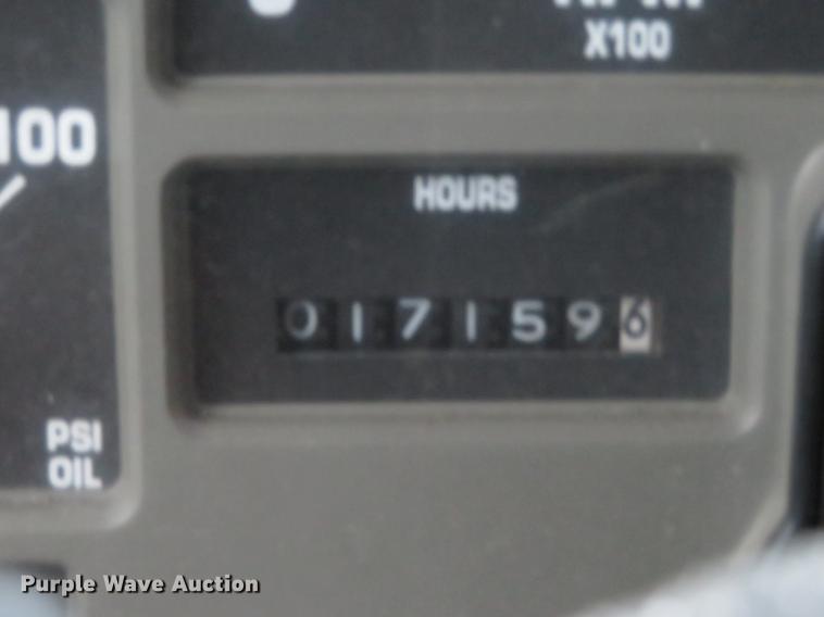 image for item DG3786 2002 International 4900 Crew Cab dump truck