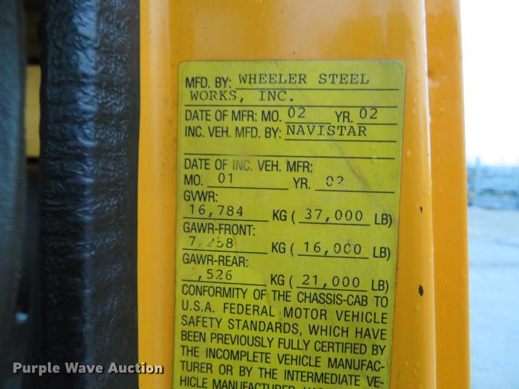 image for item DG3786 2002 International 4900 Crew Cab dump truck