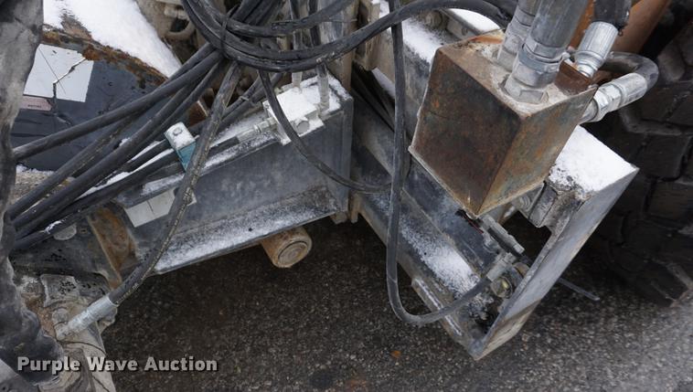 image for item DI9275 Coneqtec skid steer planer