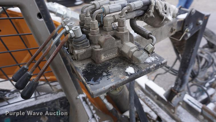 image for item DI9275 Coneqtec skid steer planer