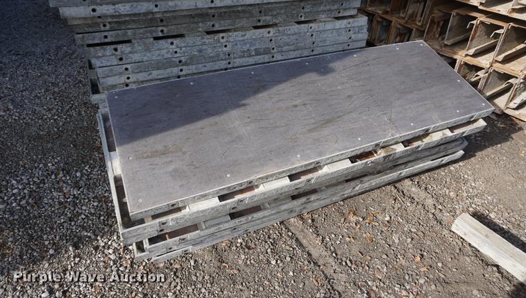 image for item DI9280 Western aluminum concrete forms