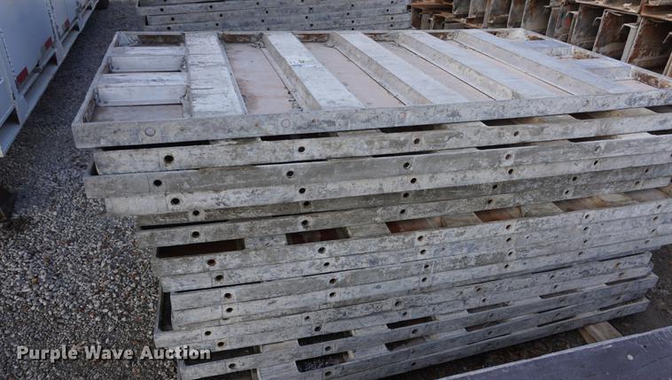 image for item DI9280 Western aluminum concrete forms