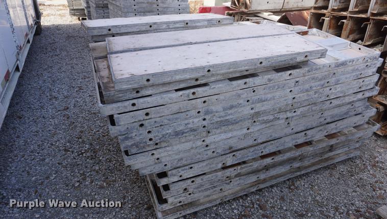 image for item DI9280 Western aluminum concrete forms