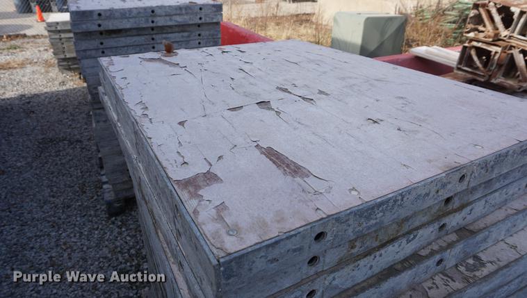 image for item DI9280 Western aluminum concrete forms