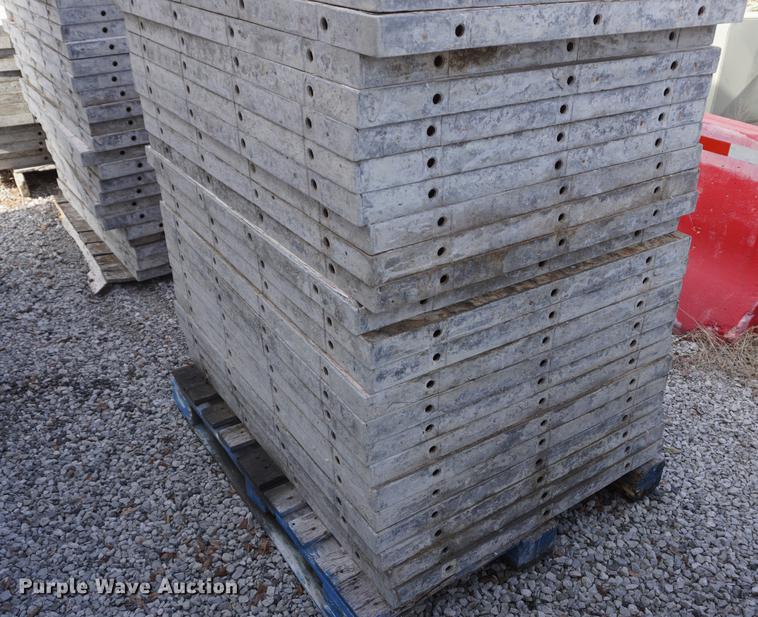 image for item DI9280 Western aluminum concrete forms