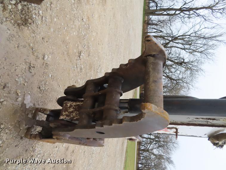 image for item DN9156 2002 Bobcat 341 mini excavator