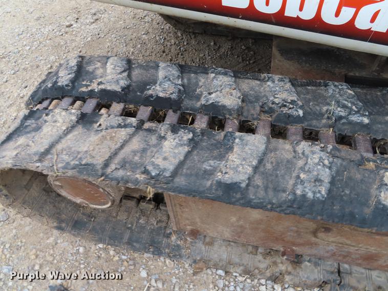 image for item DN9156 2002 Bobcat 341 mini excavator