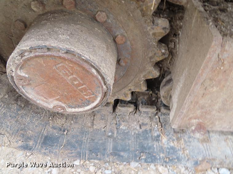 image for item DN9156 2002 Bobcat 341 mini excavator