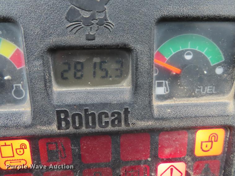 image for item DN9156 2002 Bobcat 341 mini excavator