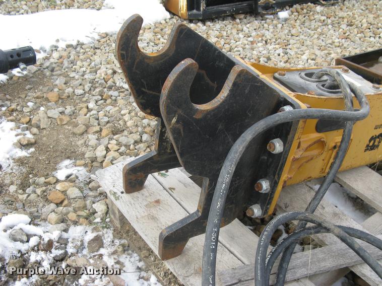 image for item DQ9672 2016 BTI BX6 breaker