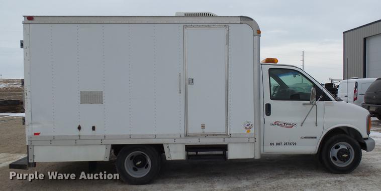 image for item DX9104 2002 Chevrolet Express G3500 van with Cues mainline sewer camera and lateral launch system