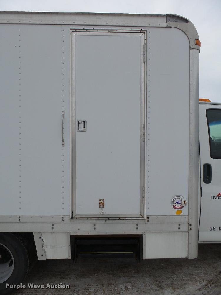 image for item DX9104 2002 Chevrolet Express G3500 van with Cues mainline sewer camera and lateral launch system