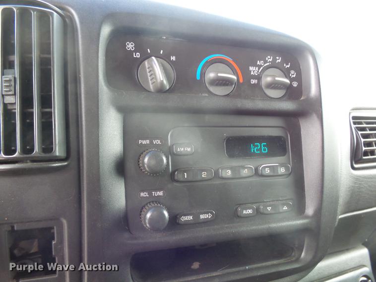 image for item DX9104 2002 Chevrolet Express G3500 van with Cues mainline sewer camera and lateral launch system