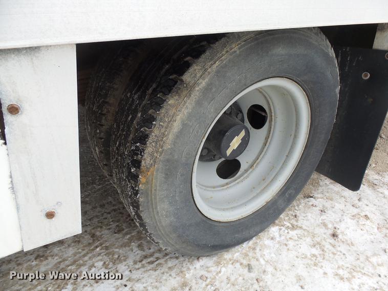 image for item DX9104 2002 Chevrolet Express G3500 van with Cues mainline sewer camera and lateral launch system