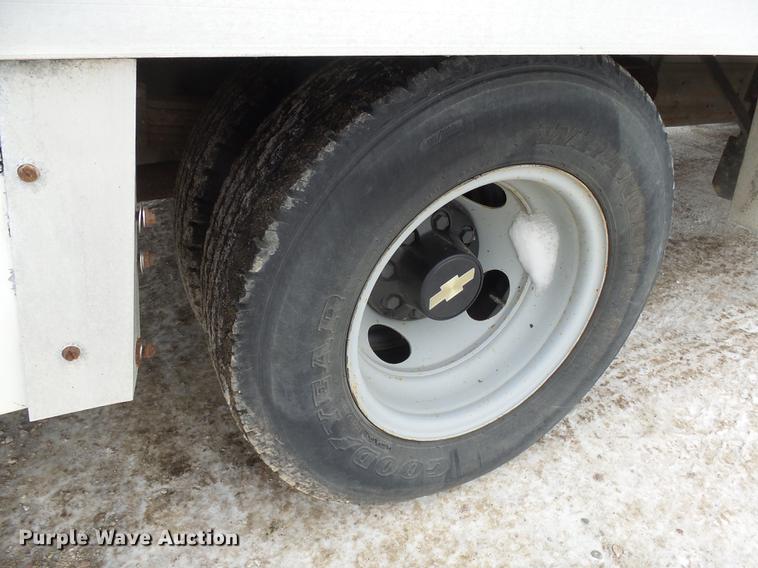 image for item DX9104 2002 Chevrolet Express G3500 van with Cues mainline sewer camera and lateral launch system