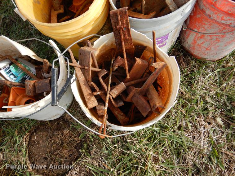 image for item DX9466 (163) Simons concrete forms