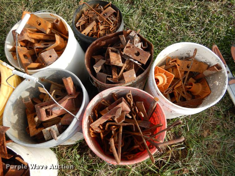 image for item DX9466 (163) Simons concrete forms