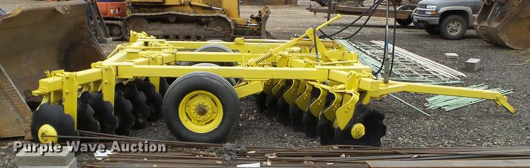 image for item DX9741 Larville Manufacturing 205 tandem disk