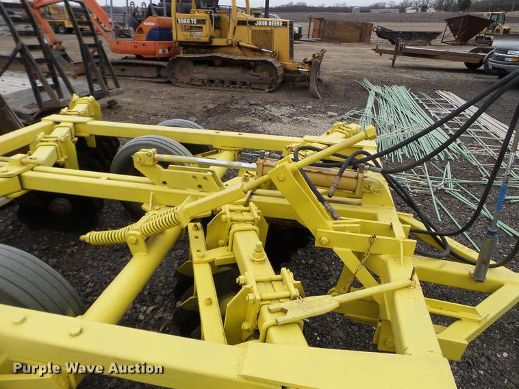 image for item DX9741 Larville Manufacturing 205 tandem disk