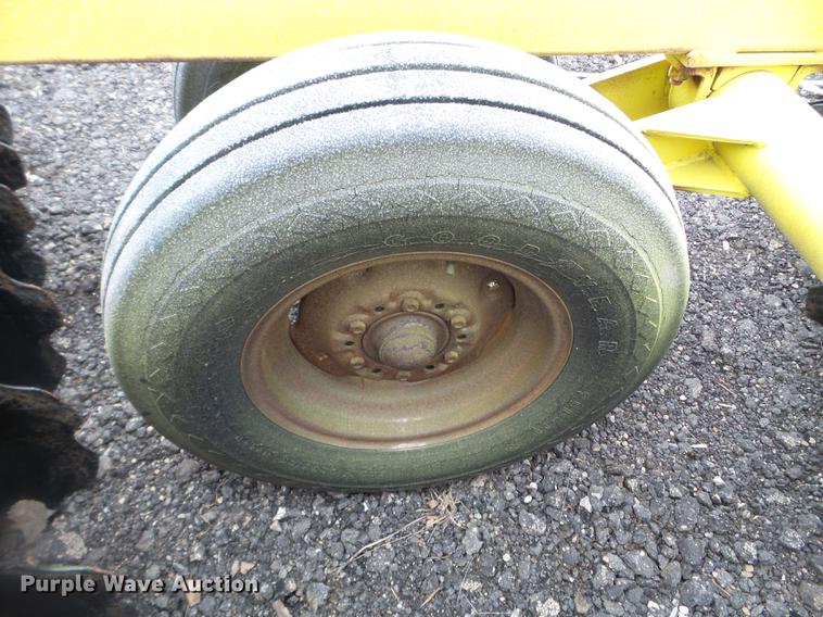 image for item DX9741 Larville Manufacturing 205 tandem disk