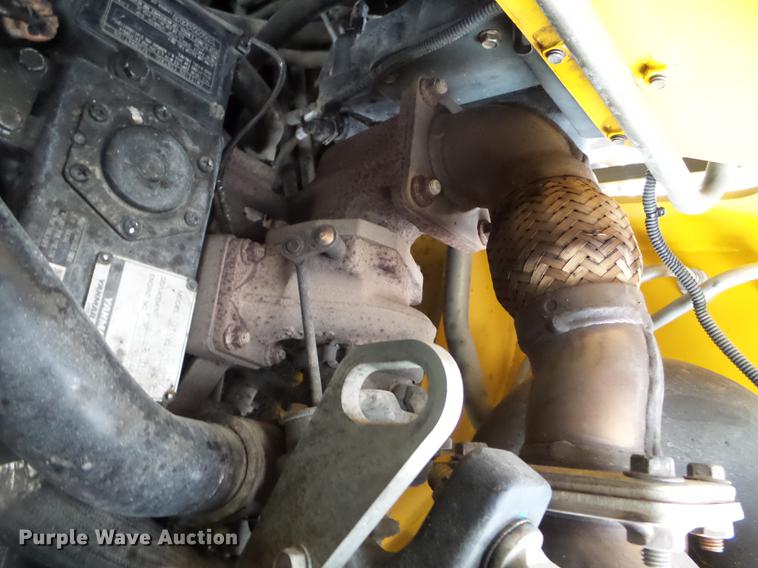 image for item DX9744 2015 Gehl RT210 skid steer