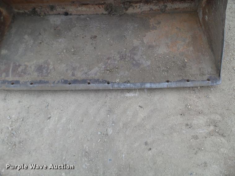 image for item DX9744 2015 Gehl RT210 skid steer