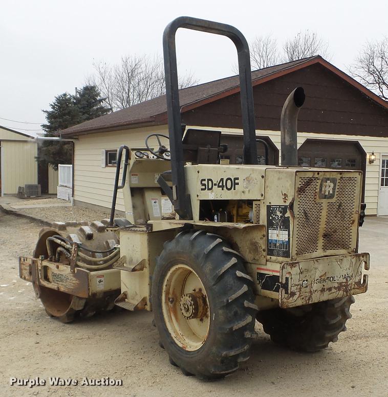 image for item DX9745 1995 Ingersoll Rand SD40F single drum vibratory compactor