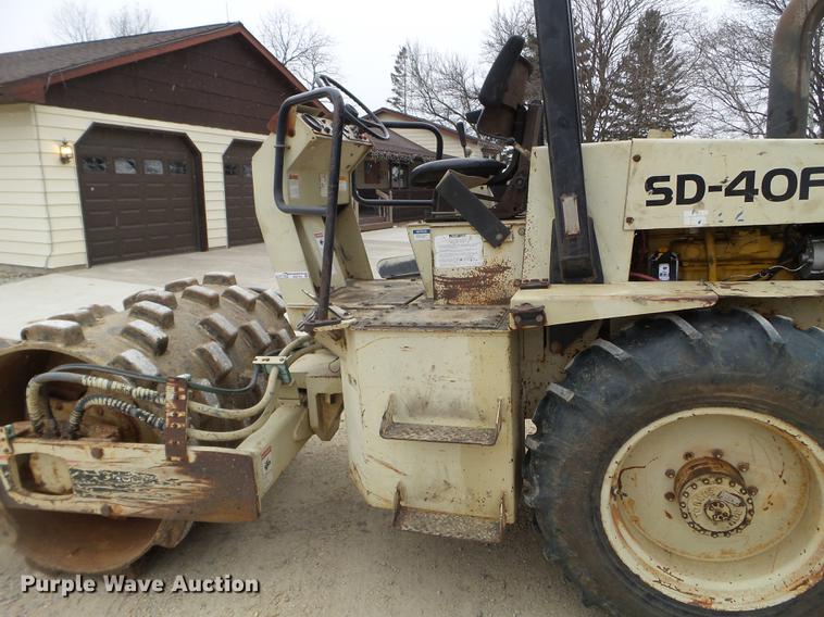 image for item DX9745 1995 Ingersoll Rand SD40F single drum vibratory compactor