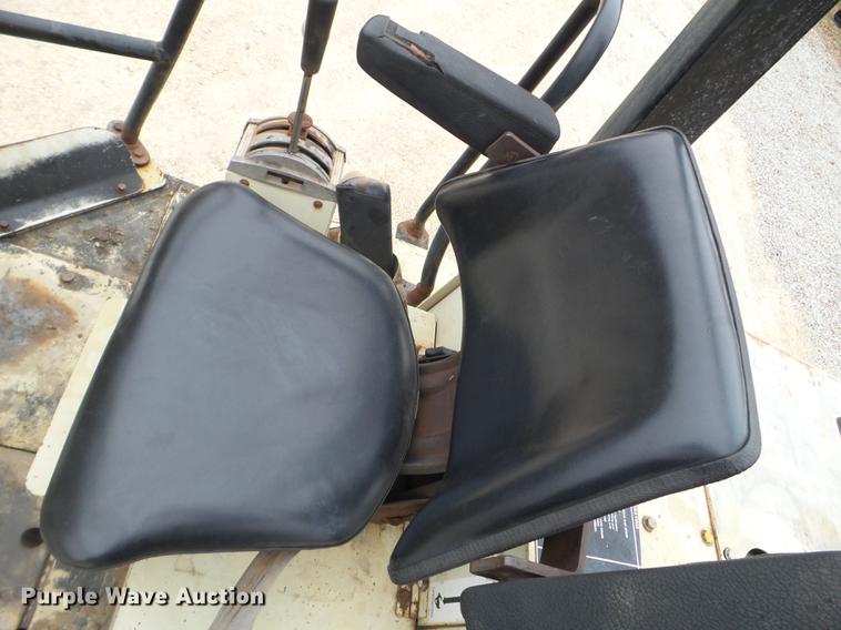 image for item DX9745 1995 Ingersoll Rand SD40F single drum vibratory compactor