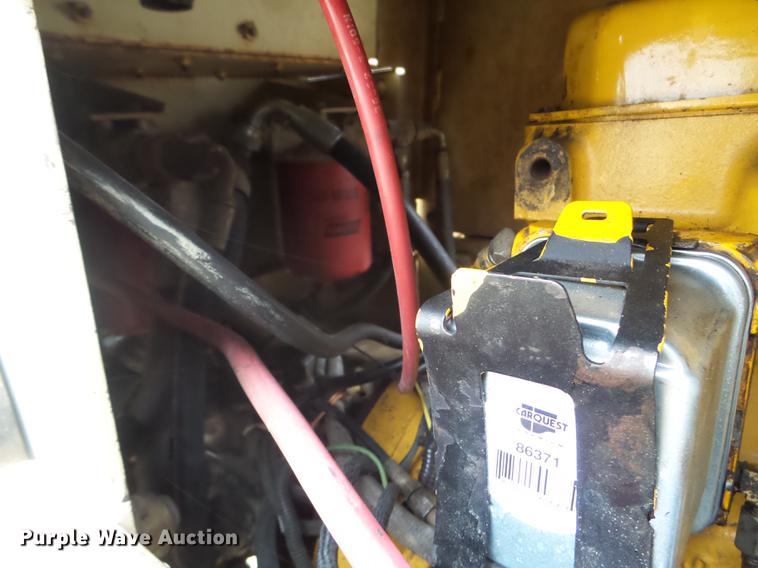 image for item DX9745 1995 Ingersoll Rand SD40F single drum vibratory compactor